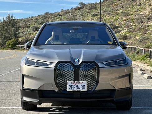 Certified 2023 BMW iX xDrive50 w/ Premium Package image 11