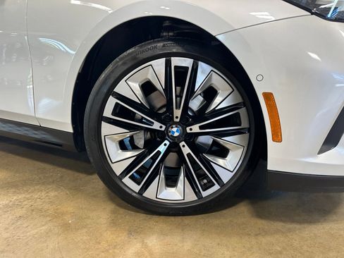 Used 2024 BMW 530i w/ Convenience Package RWD image 10