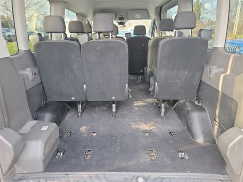 Used 2022 Ford Transit 350 XLT image 30