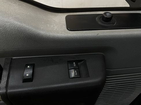 Used 2015 Ford F250 XL w/ Power Equipment Group image 28