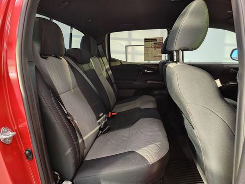 Used 2021 Toyota Tacoma TRD Sport image 13