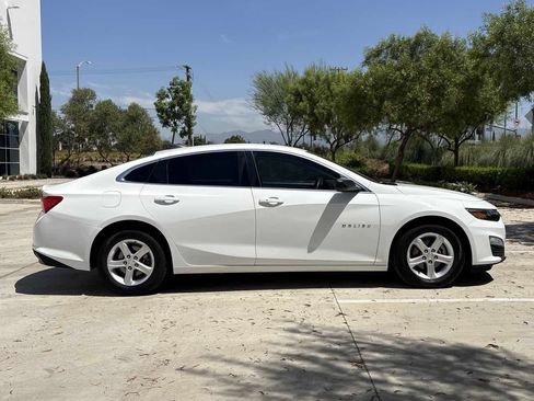 Used 2020 Chevrolet Malibu LS w/ LPO, Convenience Package 2 FWD image 2