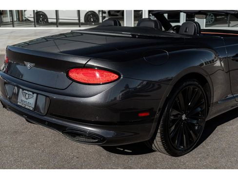 Used 2024 Bentley Continental GT Speed image 25