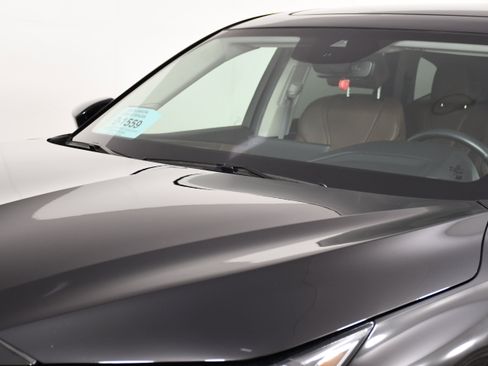 Certified 2024 Acura MDX SH-AWD w/ Technology Package image 12