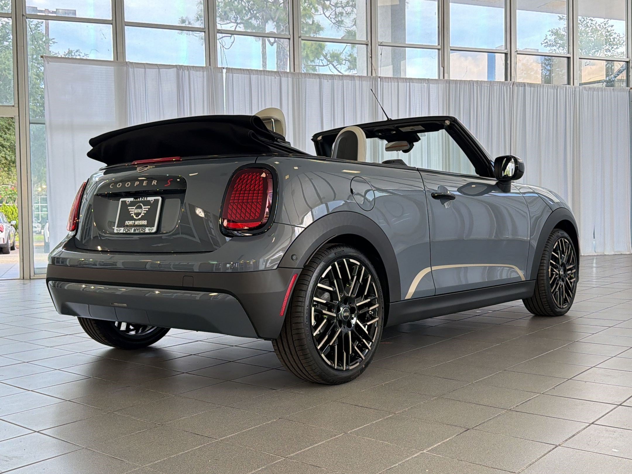 New 2026 MINI Cooper S FWD image 9