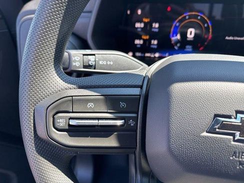 New 2026 Chevrolet Colorado Trail Boss AWD/4WD image 17