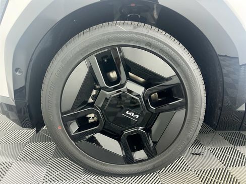New 2026 Kia EV9 GT-Line AWD/4WD image 13