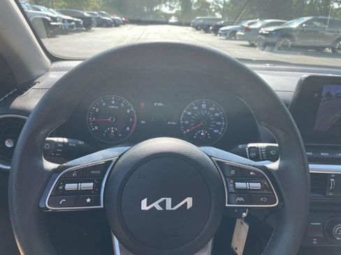 Used 2024 Kia Forte LXS FWD image 25