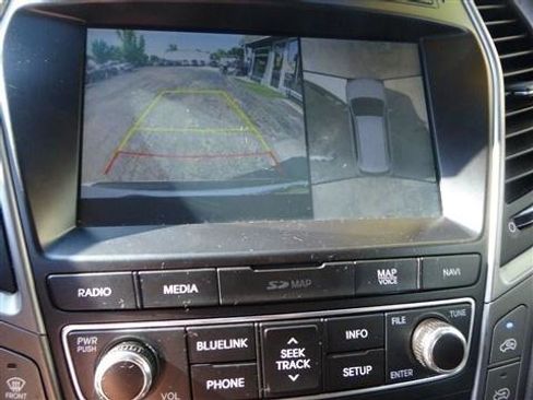 Used 2017 Hyundai Santa Fe AWD w/ Cargo Package image 12