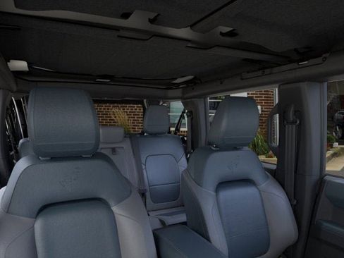 Used 2024 Ford Bronco Outer Banks image 37