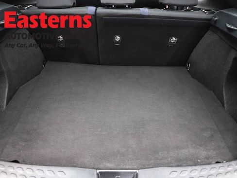 Used 2020 Toyota C-HR XLE FWD image 9