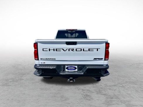 Used 2025 Chevrolet Silverado 2500 ZR2 w/ Technology Package AWD/4WD image 6
