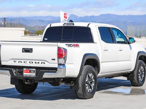 Certified 2023 Toyota Tacoma TRD Off-Road w/ Black Out Package (TMS) image 6