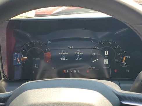 Used 2025 Ford Mustang Premium RWD image 27