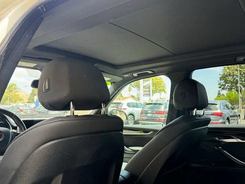 Used 2018 BMW X5 sDrive35i RWD image 17