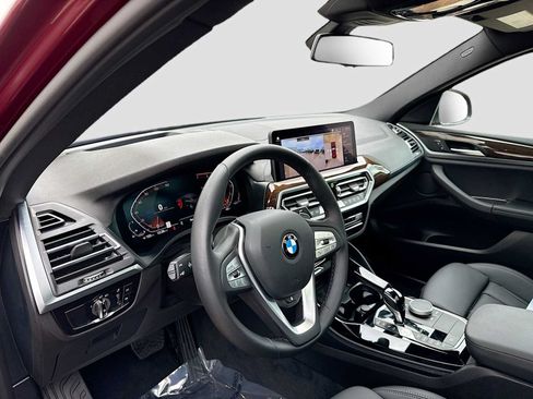 Certified 2025 BMW X4 xDrive30i AWD/4WD image 12