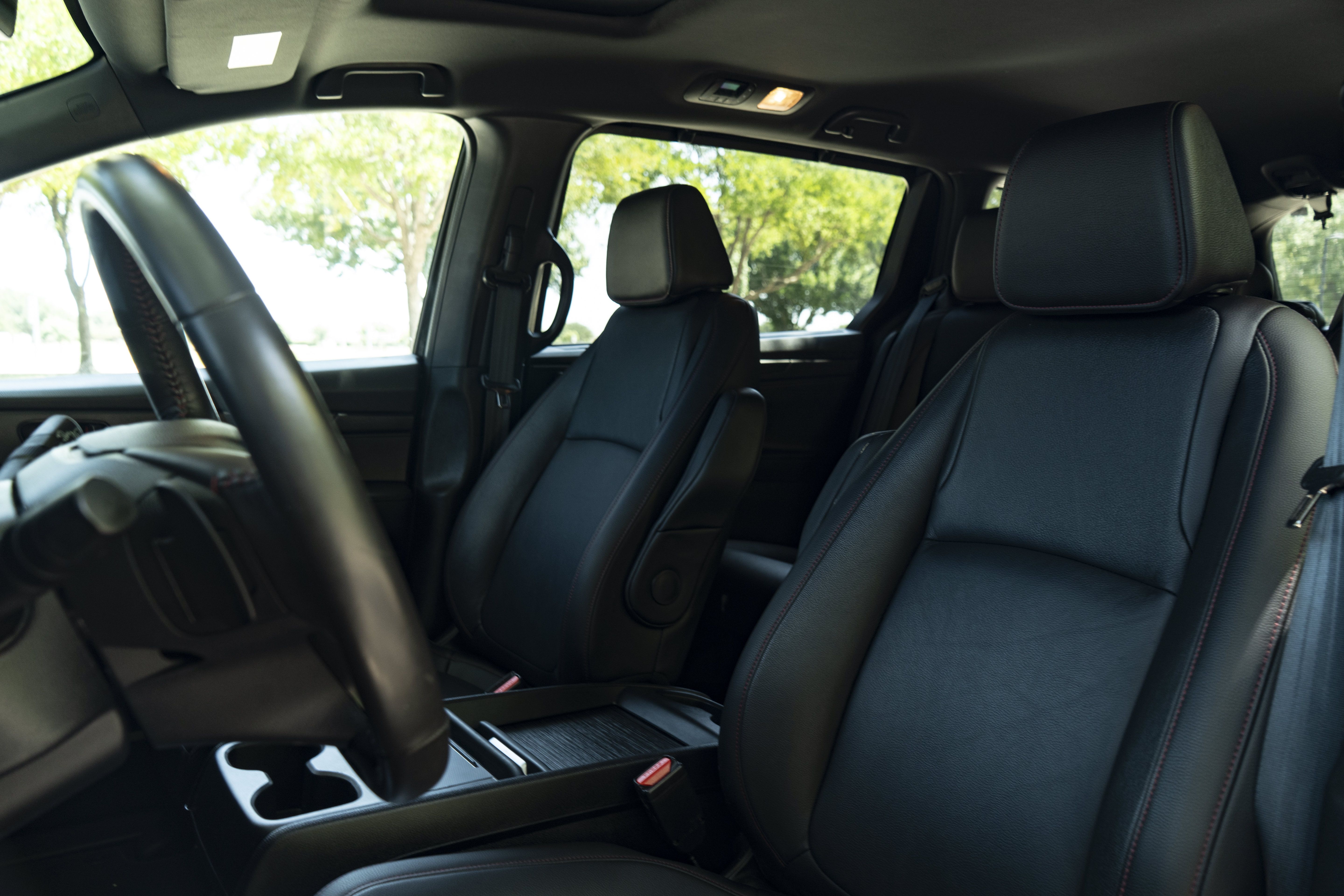 Certified 2025 Honda Odyssey Sport-L image 14