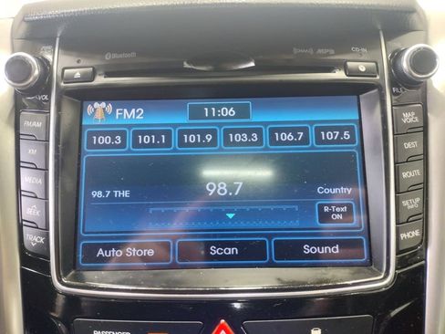 Used 2014 Hyundai Elantra GT w/ Option Group 03 FWD image 29