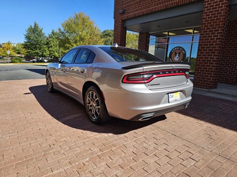 Used 2017 Dodge Charger SXT w/ AWD Plus Group image 4