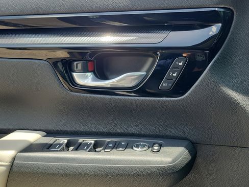 Used 2023 Honda CR-V EX-L image 24
