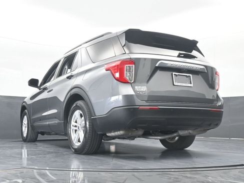 Used 2023 Ford Explorer XLT image 61