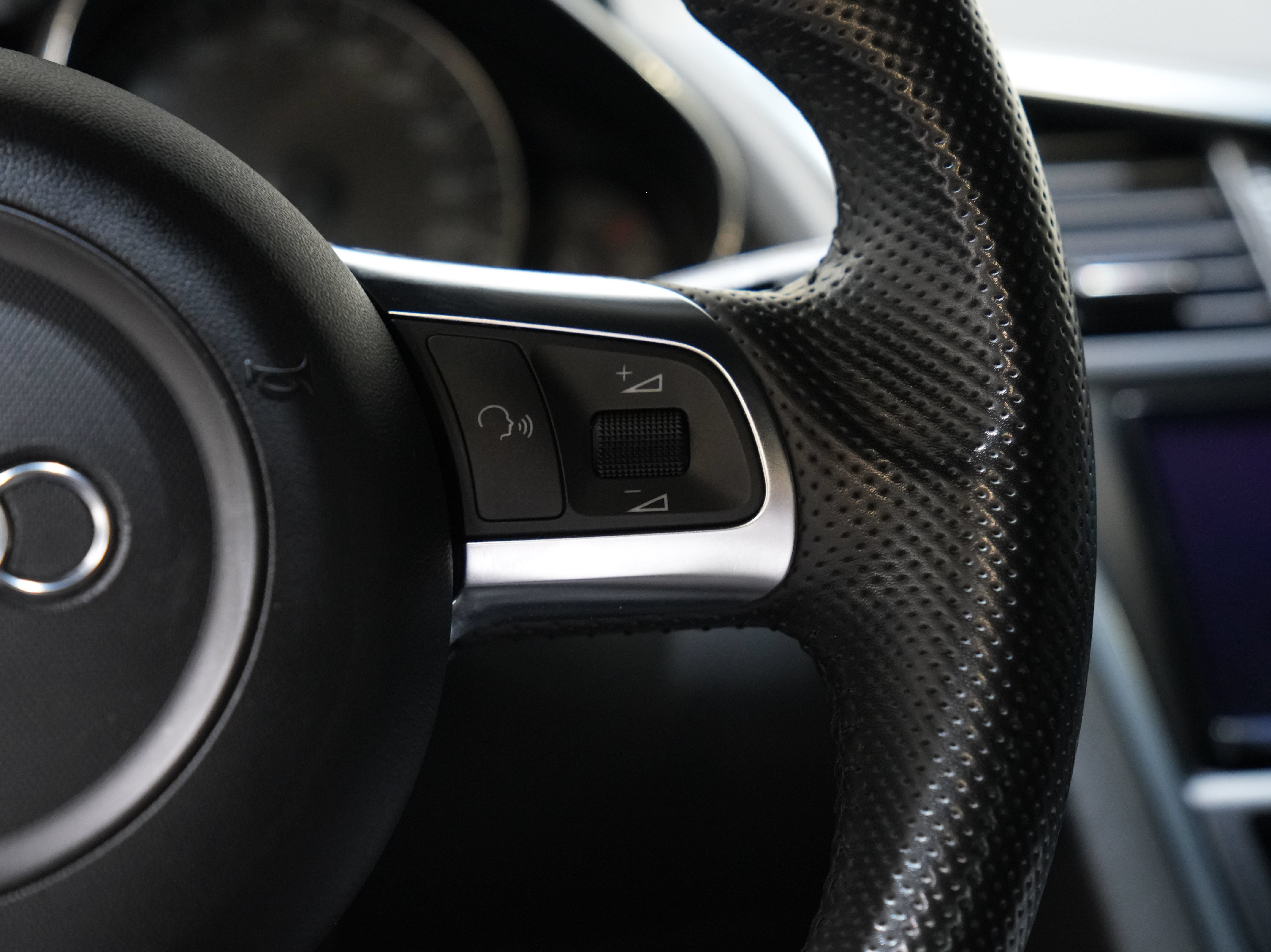 Used 2011 Audi R8 V8 AWD/4WD image 33