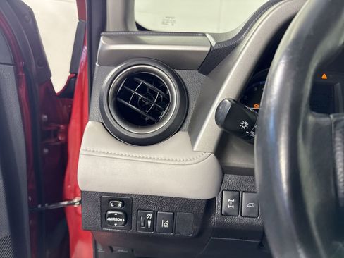 Used 2017 Toyota RAV4 XLE image 13