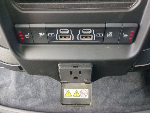 Certified 2026 RAM 1500 Limited image 16