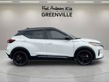Used 2023 Nissan Kicks SR w/ SR Premium Package image 2