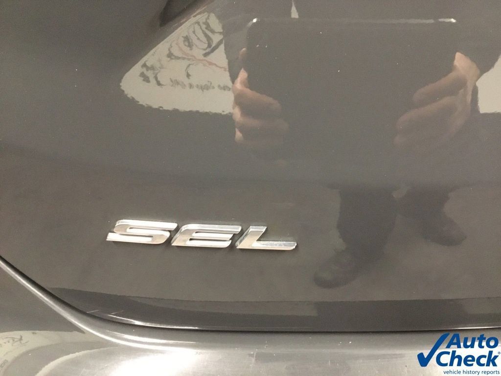Used 2021 Ford Edge SEL w/ Convenience Package AWD/4WD image 14