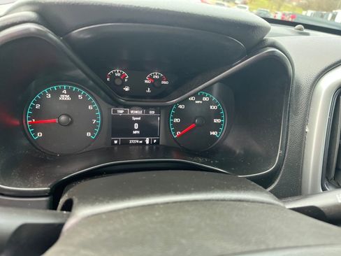 Used 2022 Chevrolet Colorado LT w/ Fleet Safety Package image 9