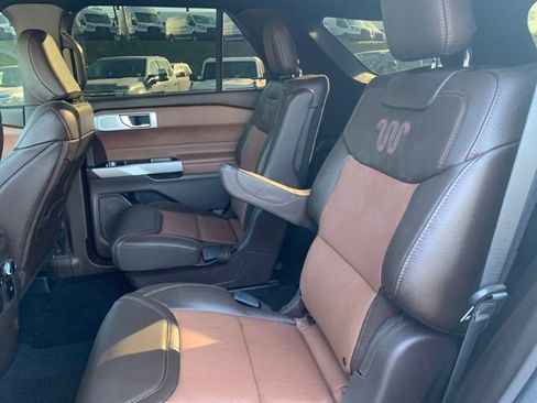 Certified 2024 Ford Explorer King Ranch w/ Technology Package AWD/4WD image 21