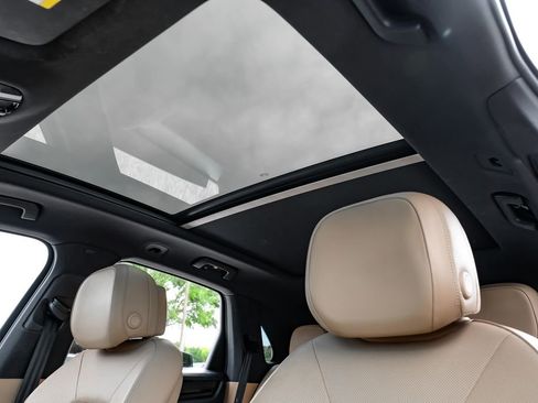 Used 2021 Porsche Cayenne AWD/4WD image 21