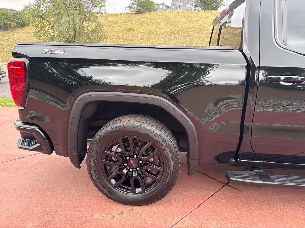 Used 2025 GMC Sierra 1500 Elevation w/ Preferred Package AWD/4WD image 30