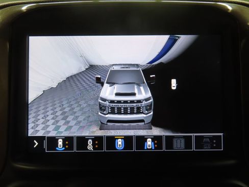 Used 2020 Chevrolet Silverado 3500 High Country w/ LPO, Dark Essentials Package AWD/4WD image 17