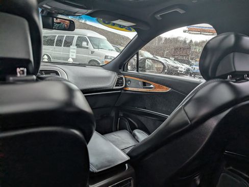 Used 2016 Lincoln MKX Reserve w/ Technology Package image 22