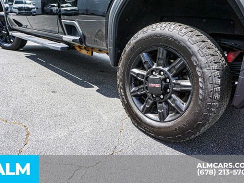 Used 2024 GMC Sierra 2500 AT4 w/ Technology Package AWD/4WD image 15