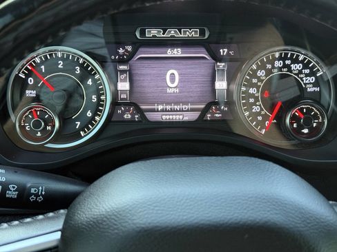 Used 2021 RAM 1500 Big Horn image 33