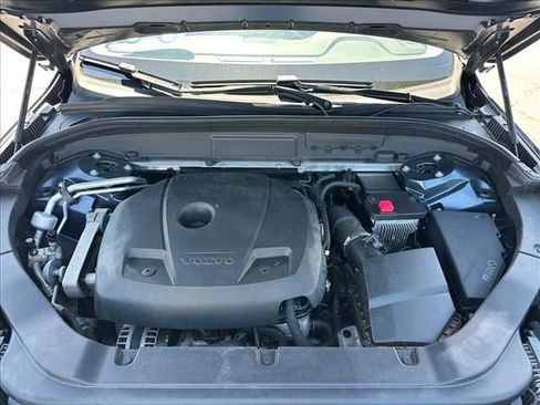 Used 2019 Volvo XC60 T5 Momentum FWD image 32