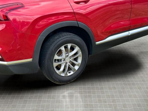 Used 2019 Hyundai Santa Fe SE FWD image 15