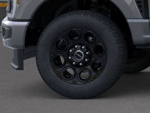 New 2026 Ford F350 Lariat w/ Black Appearance Package image 19