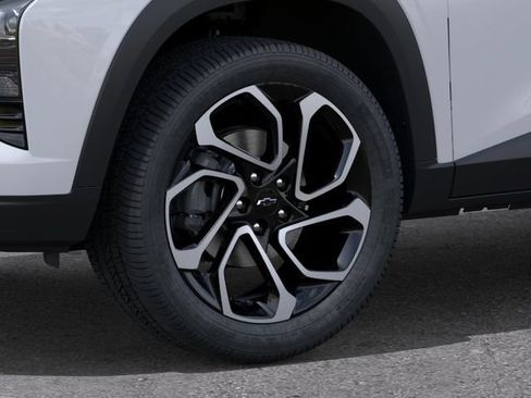New 2026 Chevrolet Trax RS w/ Sunroof Package FWD image 9