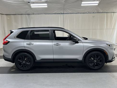 Used 2024 Honda CR-V Sport Touring image 9