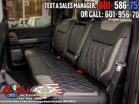 New 2026 Ford F250 Lariat w/ Black Appearance Package image 34