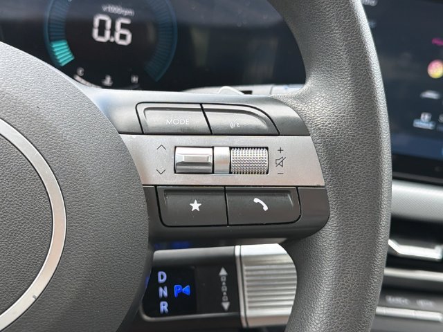 Used 2025 Hyundai Sonata SEL FWD image 27