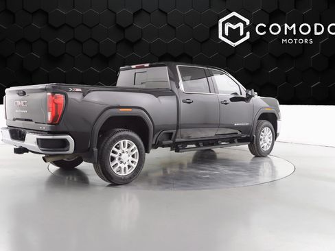 Used 2020 GMC Sierra 2500 SLE w/ SLE Value Package; image 3