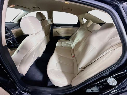 Used 2019 Hyundai Sonata SE FWD image 24
