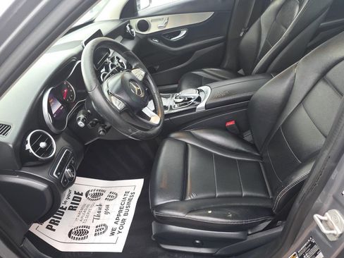 Used 2016 Mercedes-Benz C 300 Sedan image 4