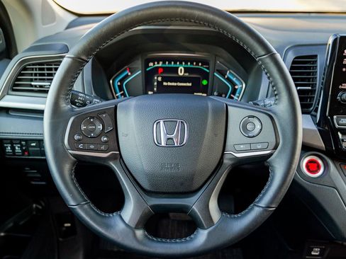 Used 2023 Honda Odyssey EX-L image 44