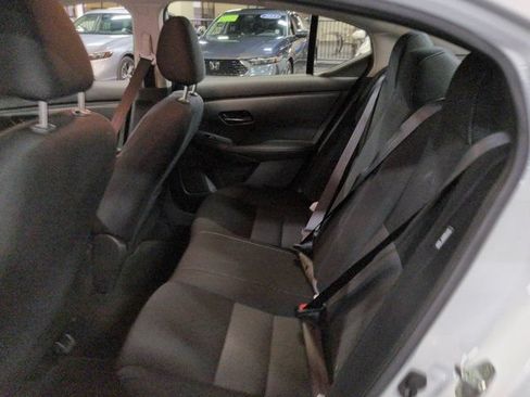 Used 2025 Nissan Sentra SV FWD image 12